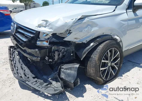 2018 Volkswagen Tiguan 2.0T Se/2.0T Sel z USA, uszkodzony, nr VIN 3VV3B7AX2JM018897